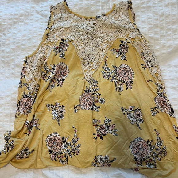 Maurices Yellow Tank Top w/floral design - Picture 1 of 6